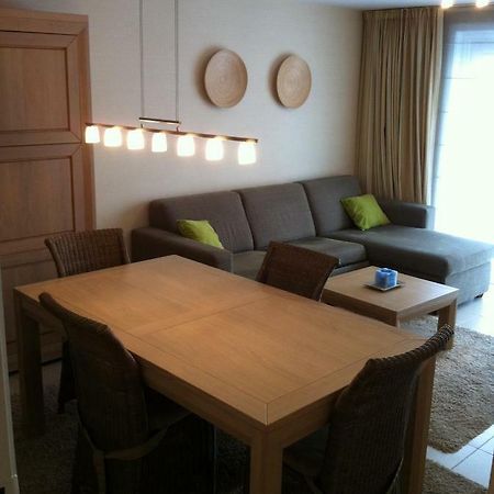 Appartement In Нюпорт Екстериор снимка