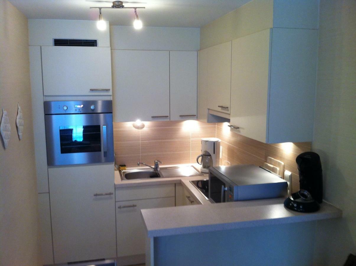 Appartement In Нюпорт Екстериор снимка